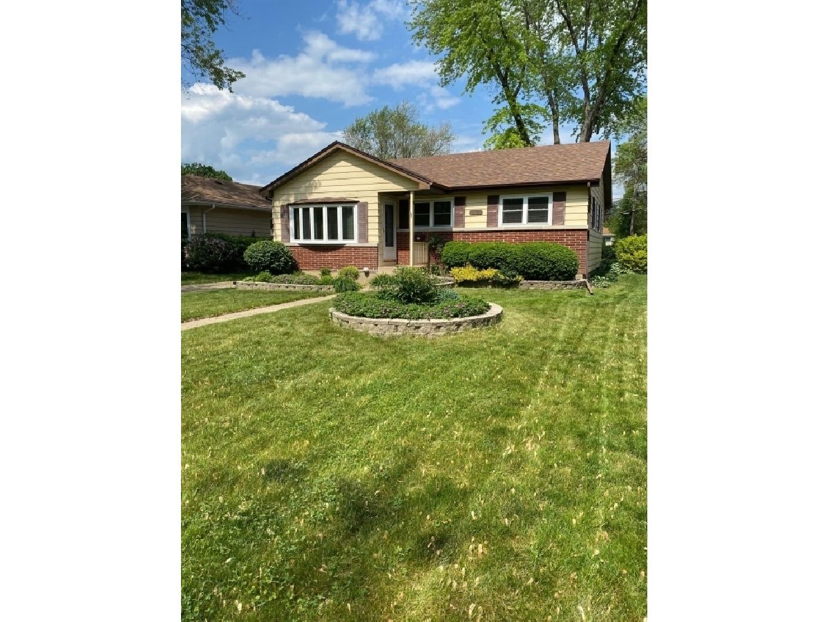 Homes Sold Mundelein Station Mundelein Illinois, 273 Shaddle