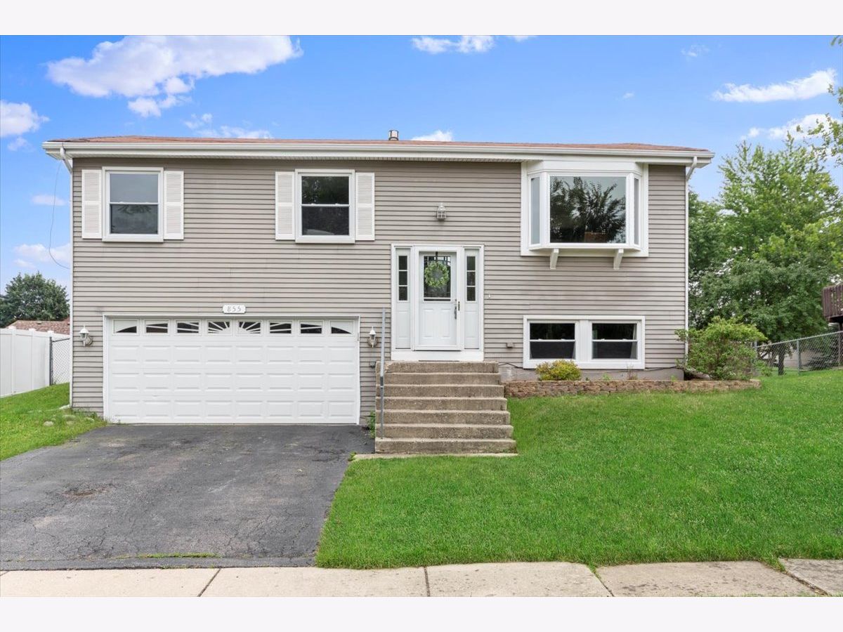 Homes Sold Twin Lakes Bartlett Illinois, 855 San Francisco