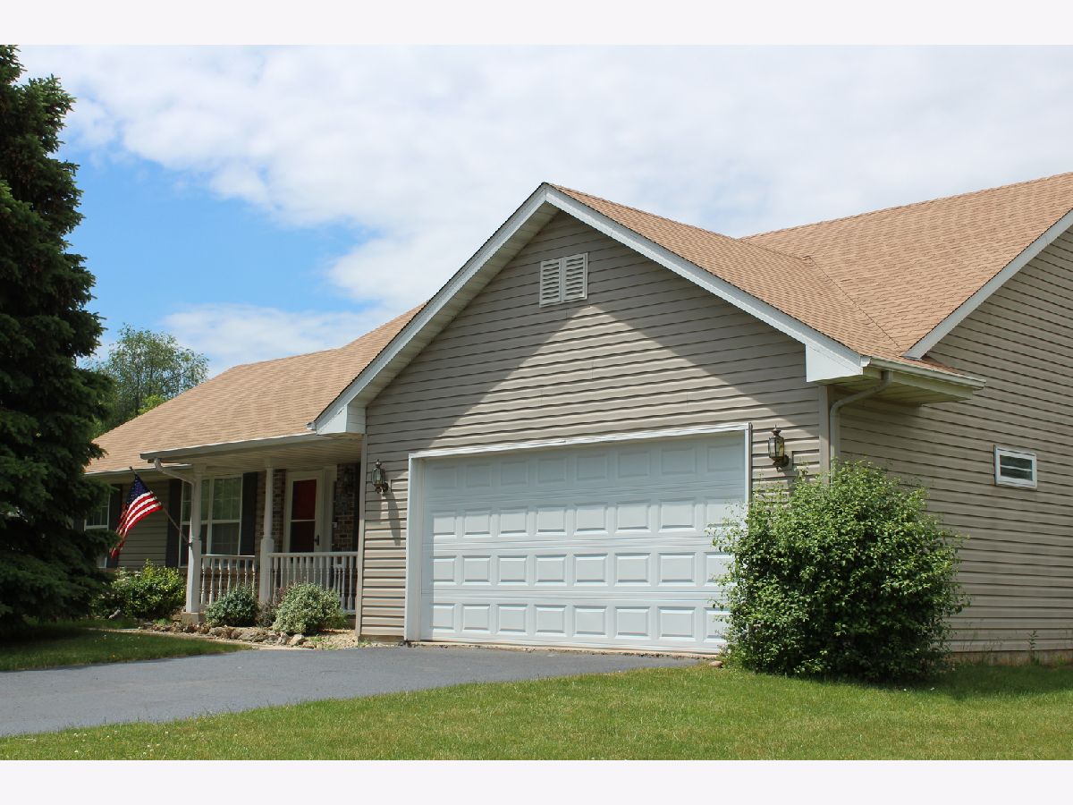  Sold Lindenwood Illinois, 2692 Stephanie