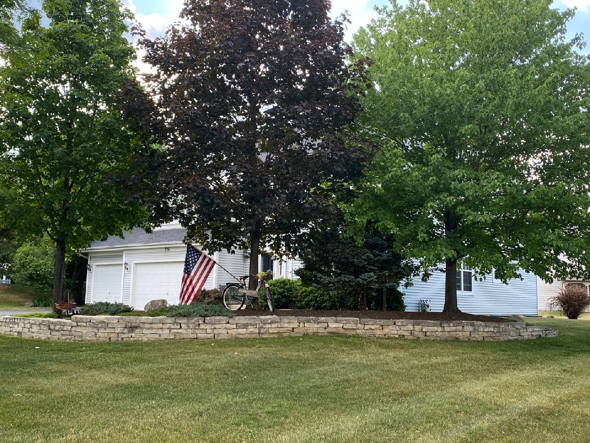 Homes Sold Wyndmuir Ridge Crystal Lake Illinois, 794 Old Westbury