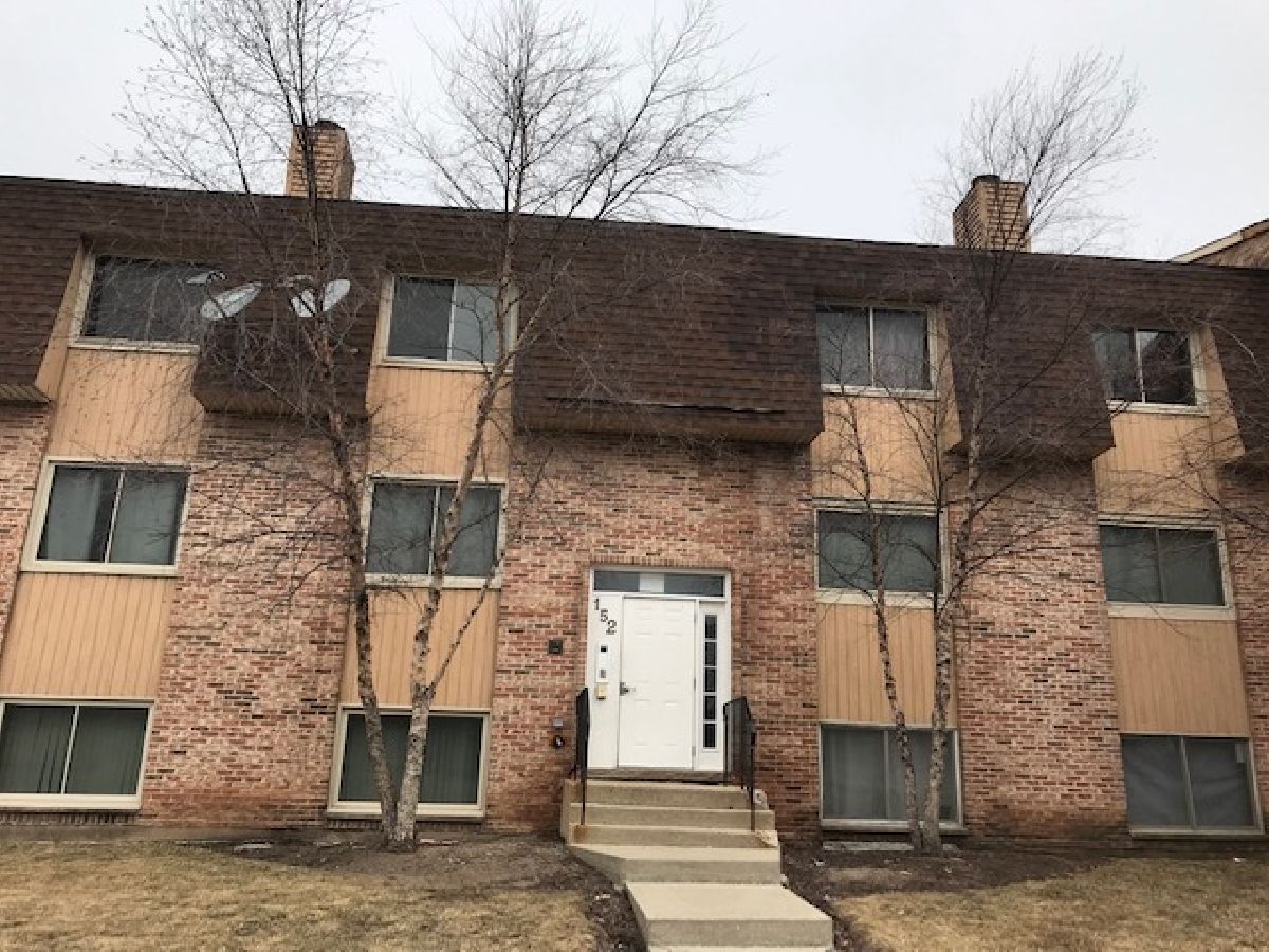 Condominiums Rented Fountains Of Glendale Glendale Heights Illinois, 152 Waters Edge
