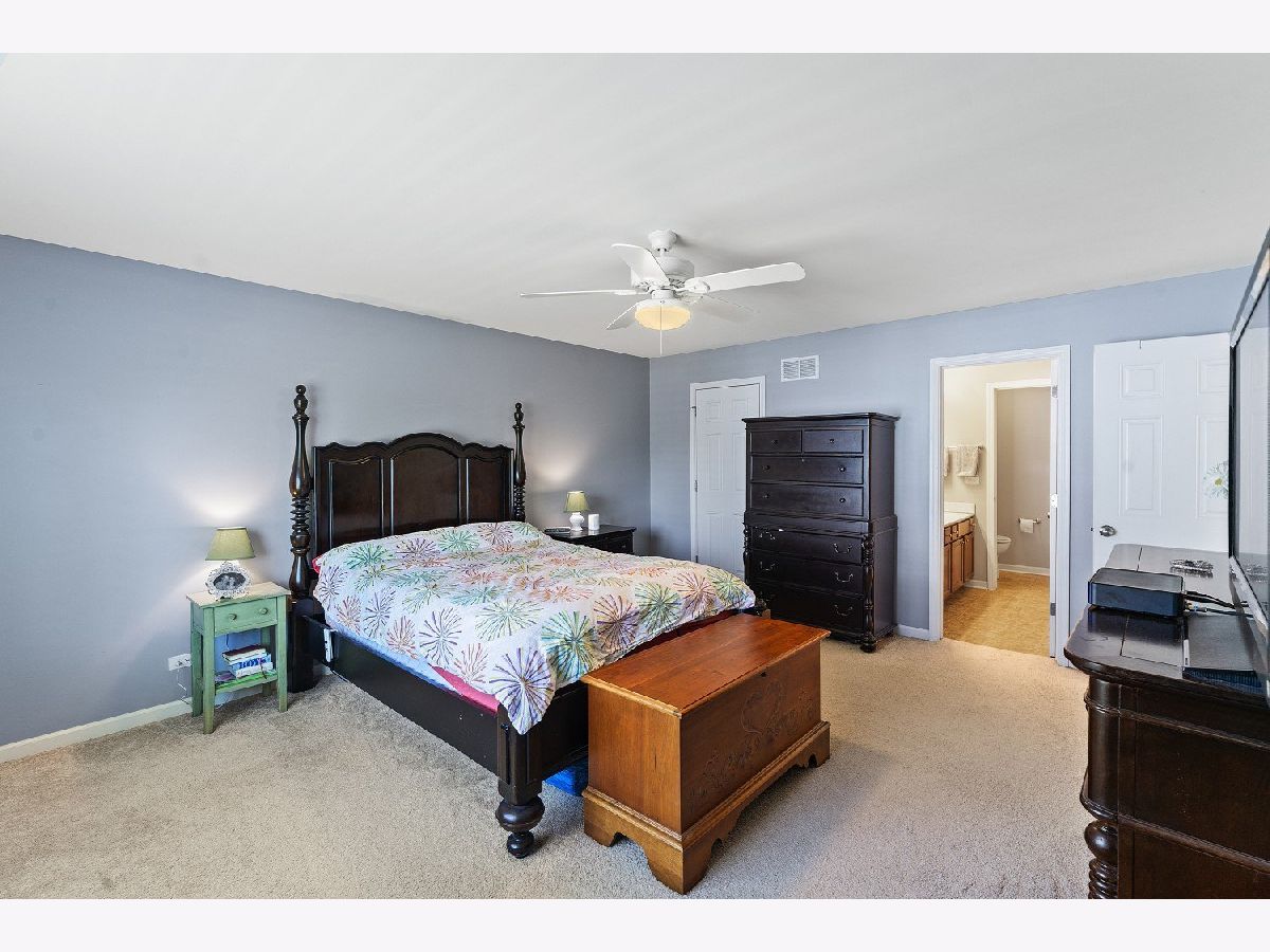 Homes Sold Eagle Pointe Palatine Illinois, 1238 Talon