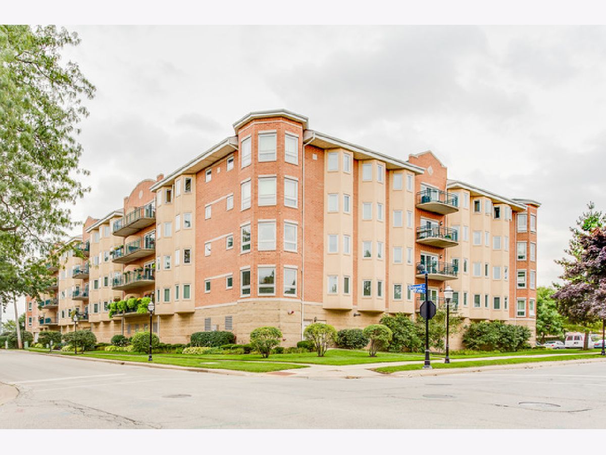 Condominiums Sold Town Center Condo Bensenville Illinois, 100 Roosevelt