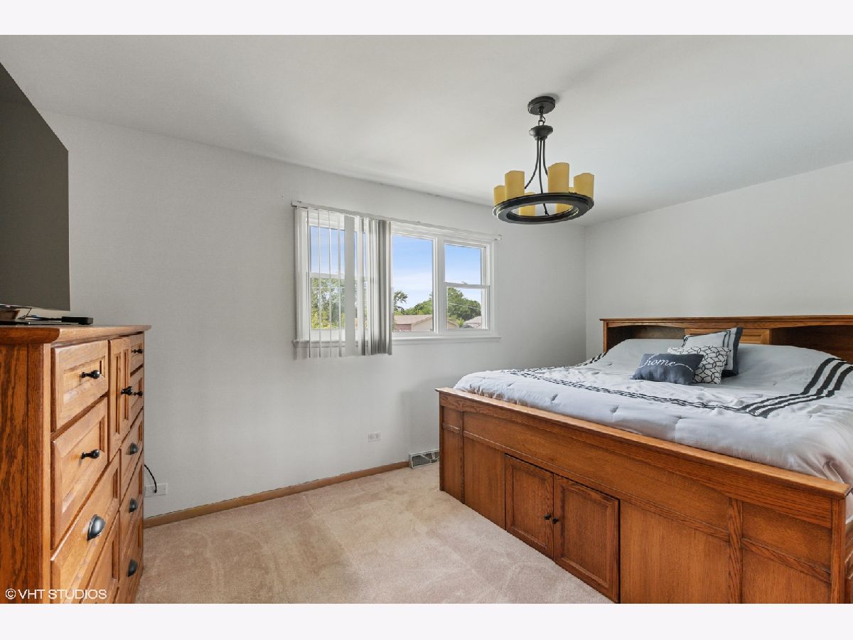 Homes Sold Lancaster Highlands Tinley Park Illinois, 16830 Gaynelle