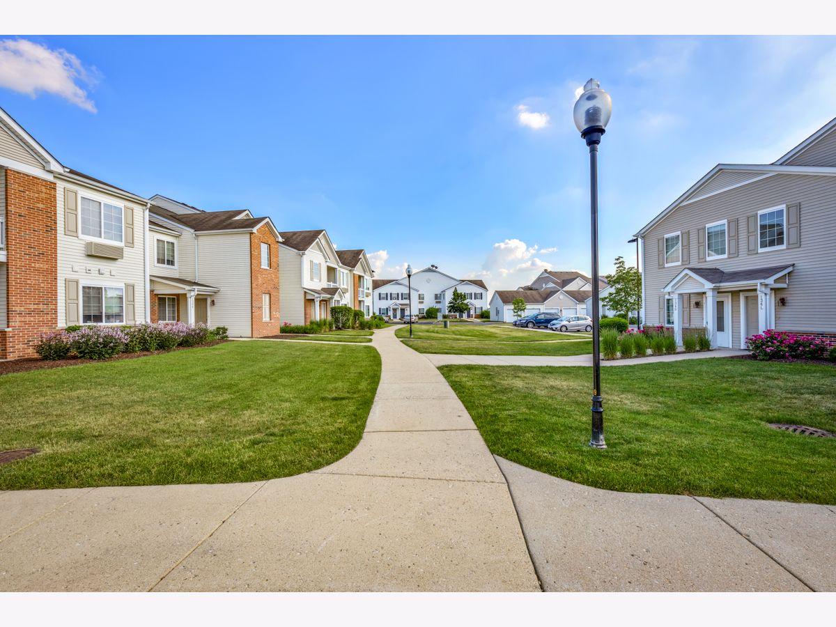 136 Bertram Drive, Yorkville, Illinois 60560 MLS 11119882 WinterCohen