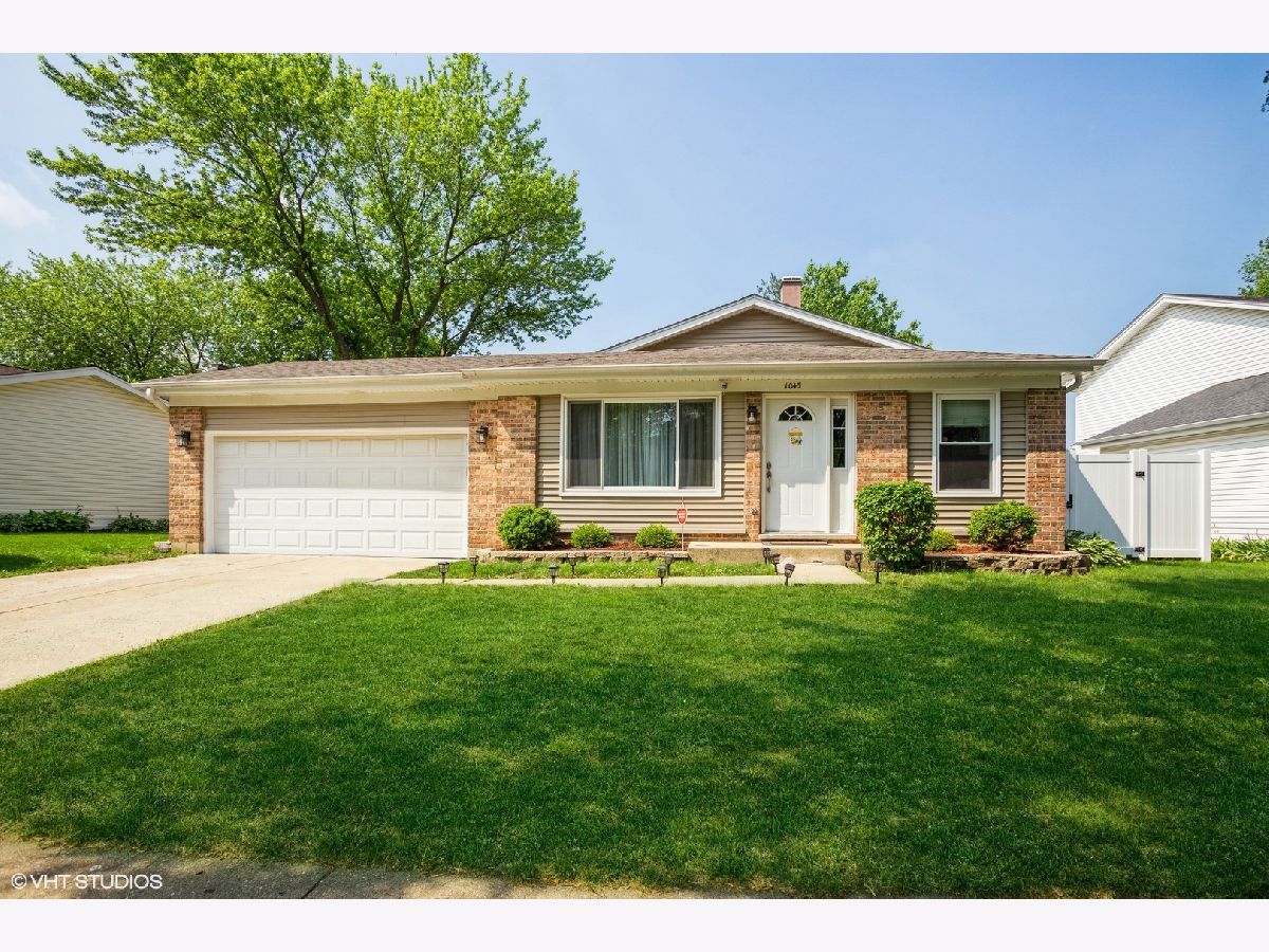 Homes Sold Foxworth Lombard Illinois, 1045 Foxworth