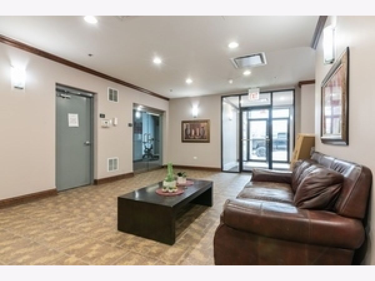 Condominiums Sold Verandas On Harlem Chicago Illinois, 3630 Harlem