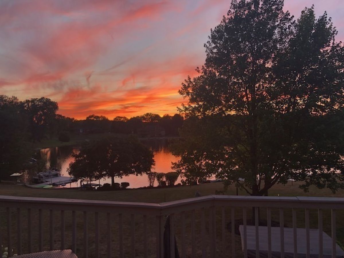 Homes Sold Weston Lake Estates Mchenry Illinois, 312 Bay