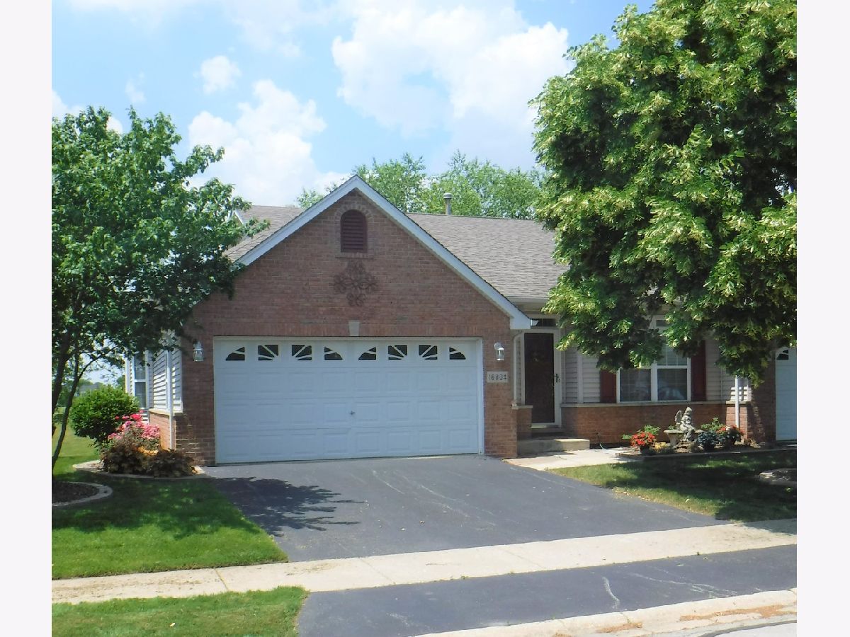 Townhomes Sold Pueblo Point Lockport Illinois, 16804 Sunset Ridge