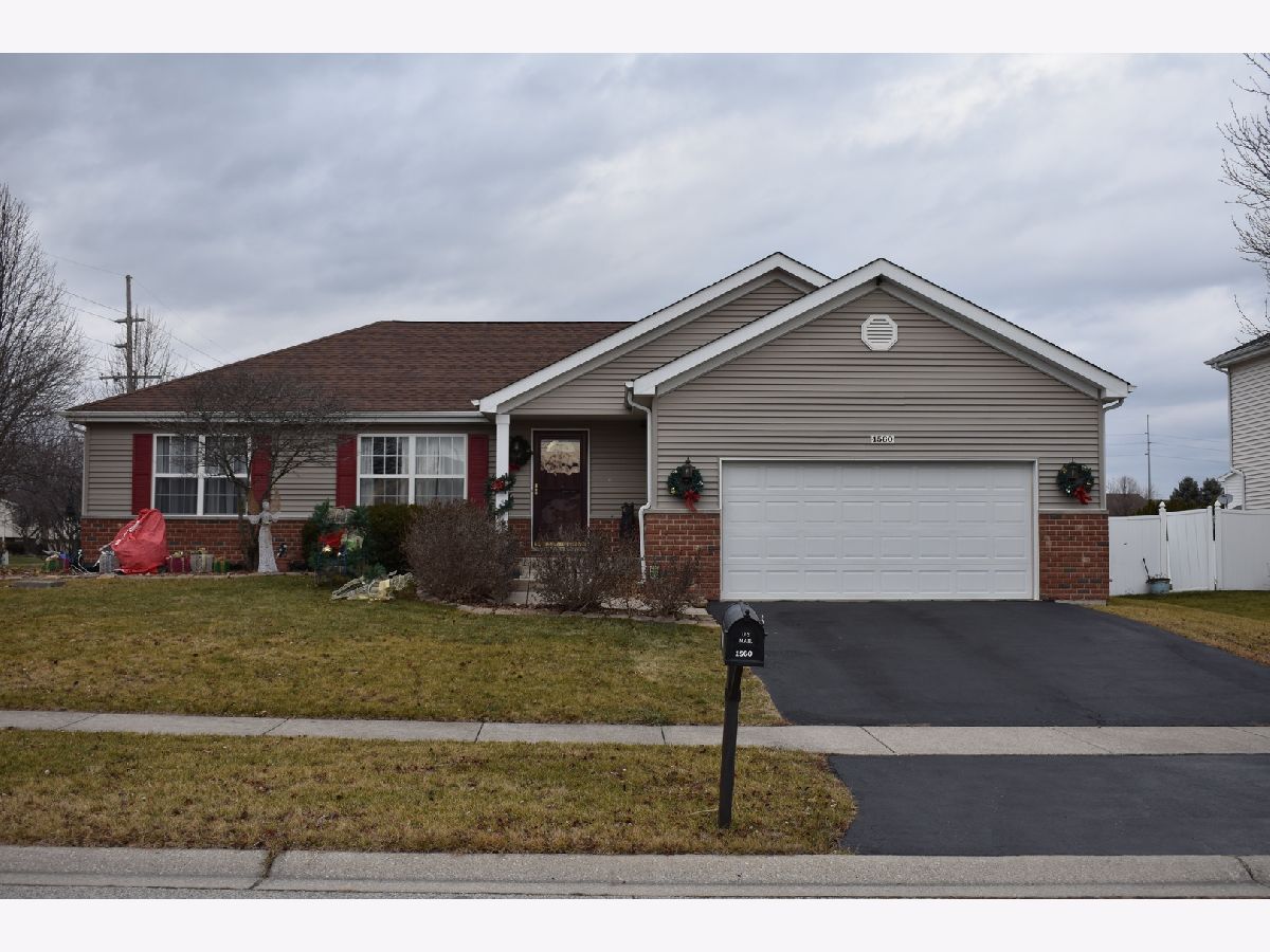 Homes & Townhomes Sold Deer Meadows Crete Illinois, 871 Bradford