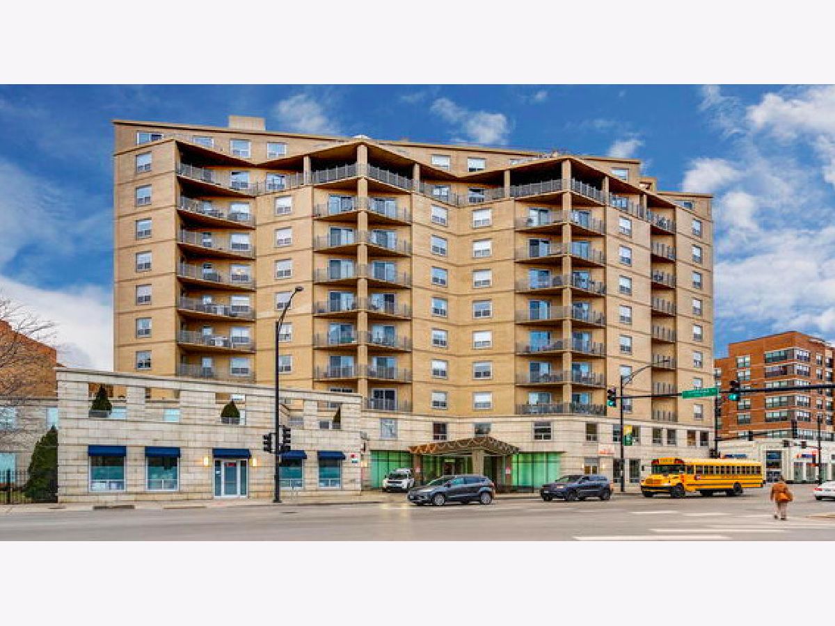Condominiums Rented Buena Pointe Chicago Illinois, 4350 Broadway