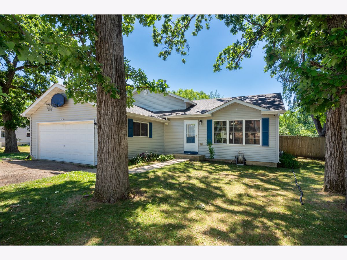  Sold Bloomfield Wisconsin, W819 Florence