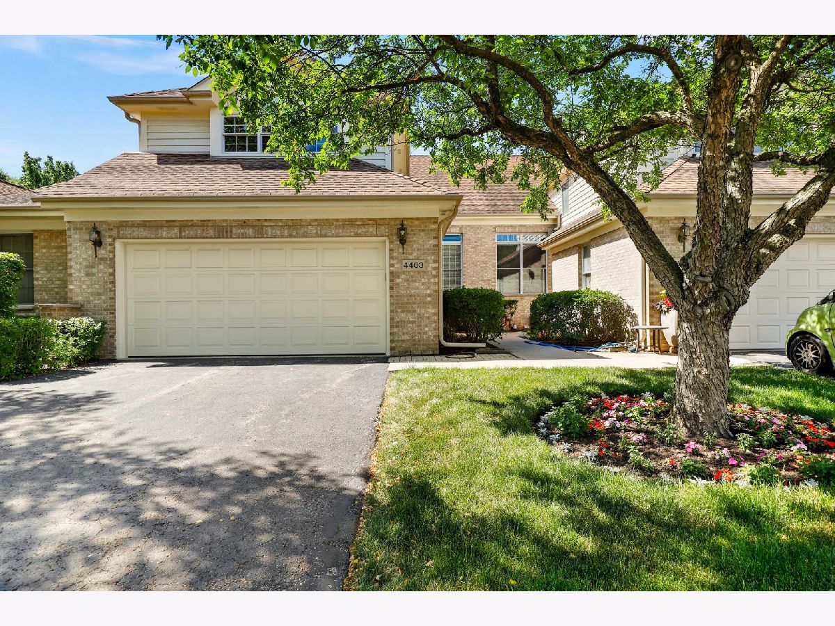 Townhomes Sold Courts Of Amber Woods Glenview Illinois, 4403 Ivy