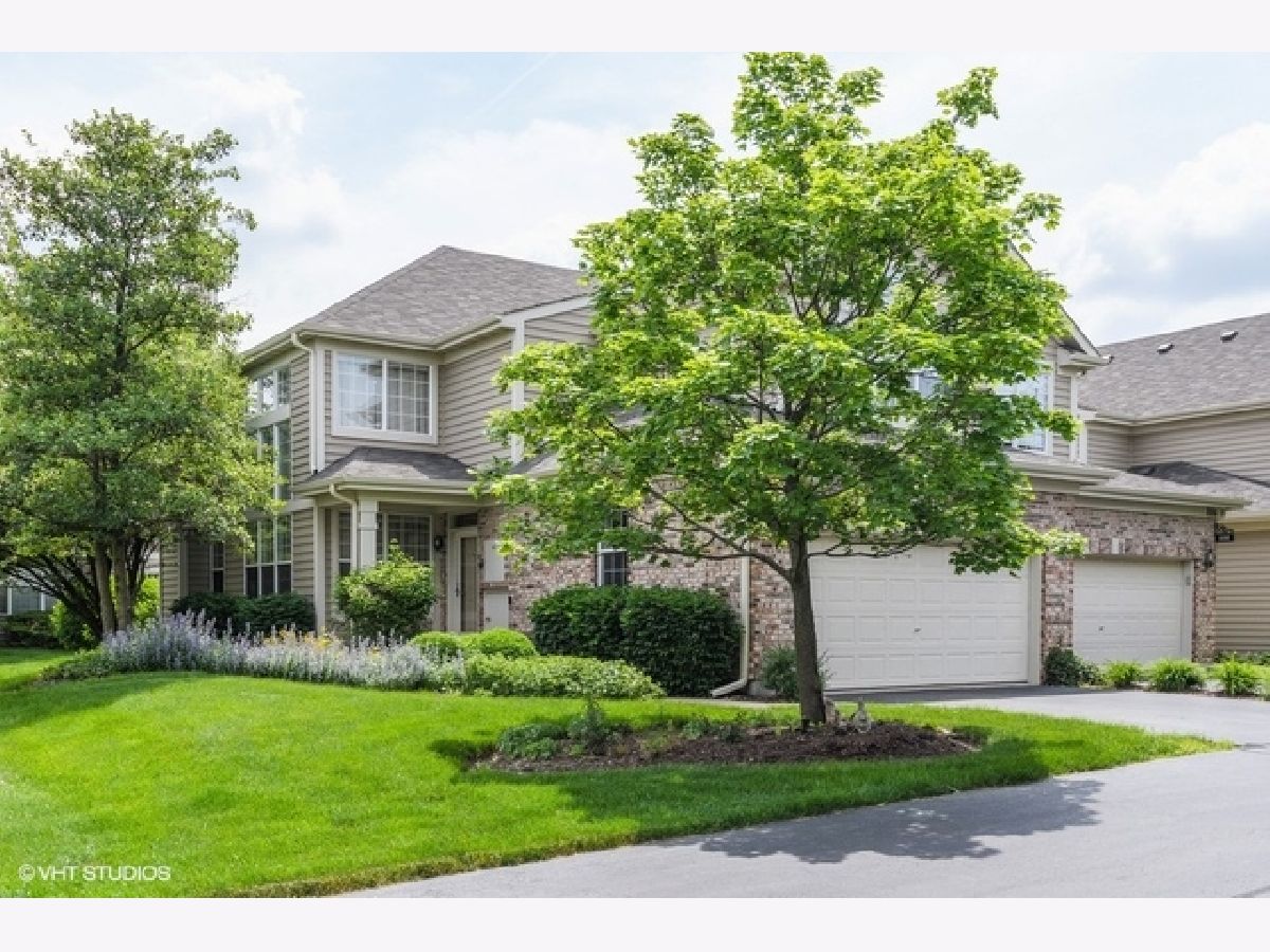 Townhomes Rented Deer Crossing Naperville Illinois, 884 Havenshire