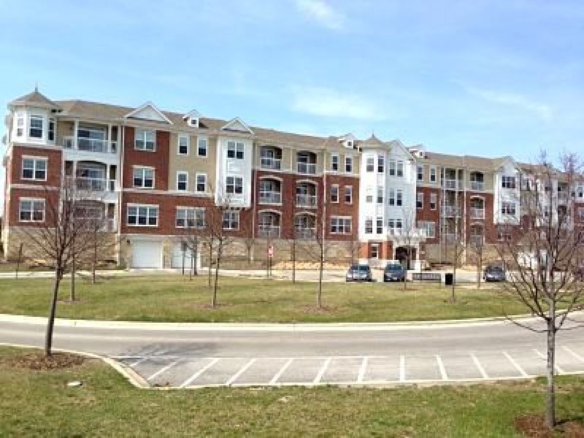 The Glen Glenview IL, Homes & Townhomes & Condos For Sale & For Rent