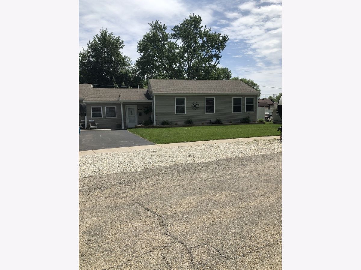 Homes & Condos & Townhomes Sold Northcrest Wilmington Illinois, 613 Circle