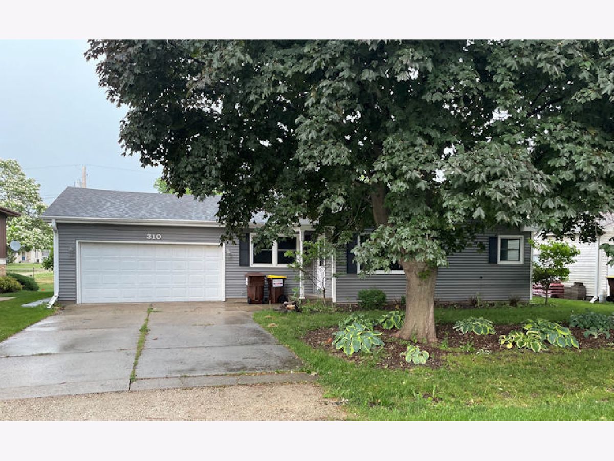  Sold Creston Illinois, 310 Prairie