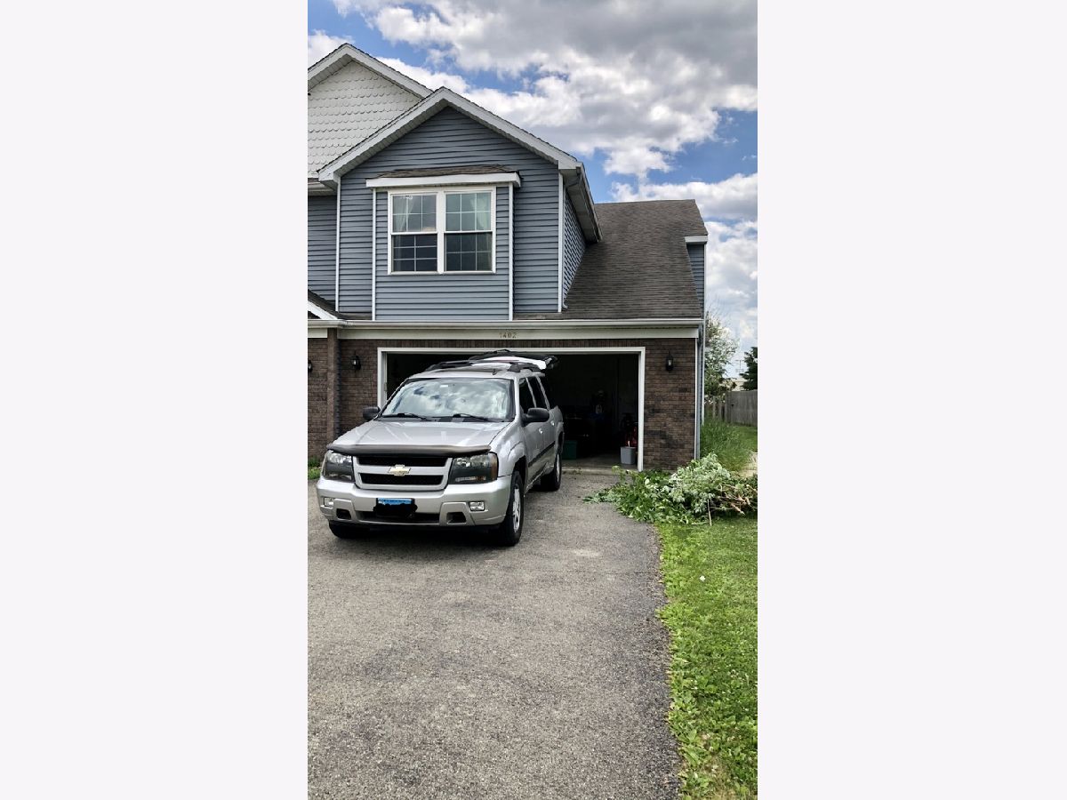 Homes & Townhomes Rented Sandhurst Sandwich Illinois, 1402 Arnold