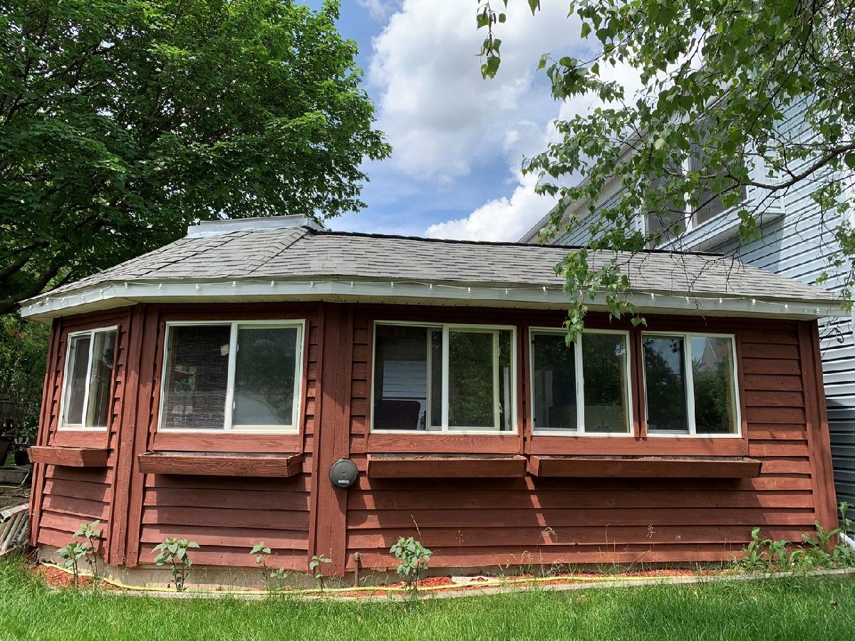 Homes Rented Meadows Aurora Illinois, 2705 Leyland