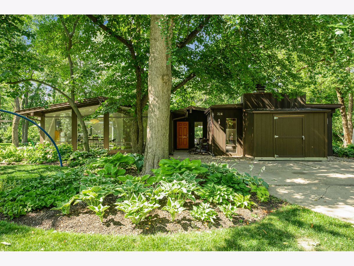 Homes Sold Shady Lane Estates Downers Grove Illinois, 324 Shady