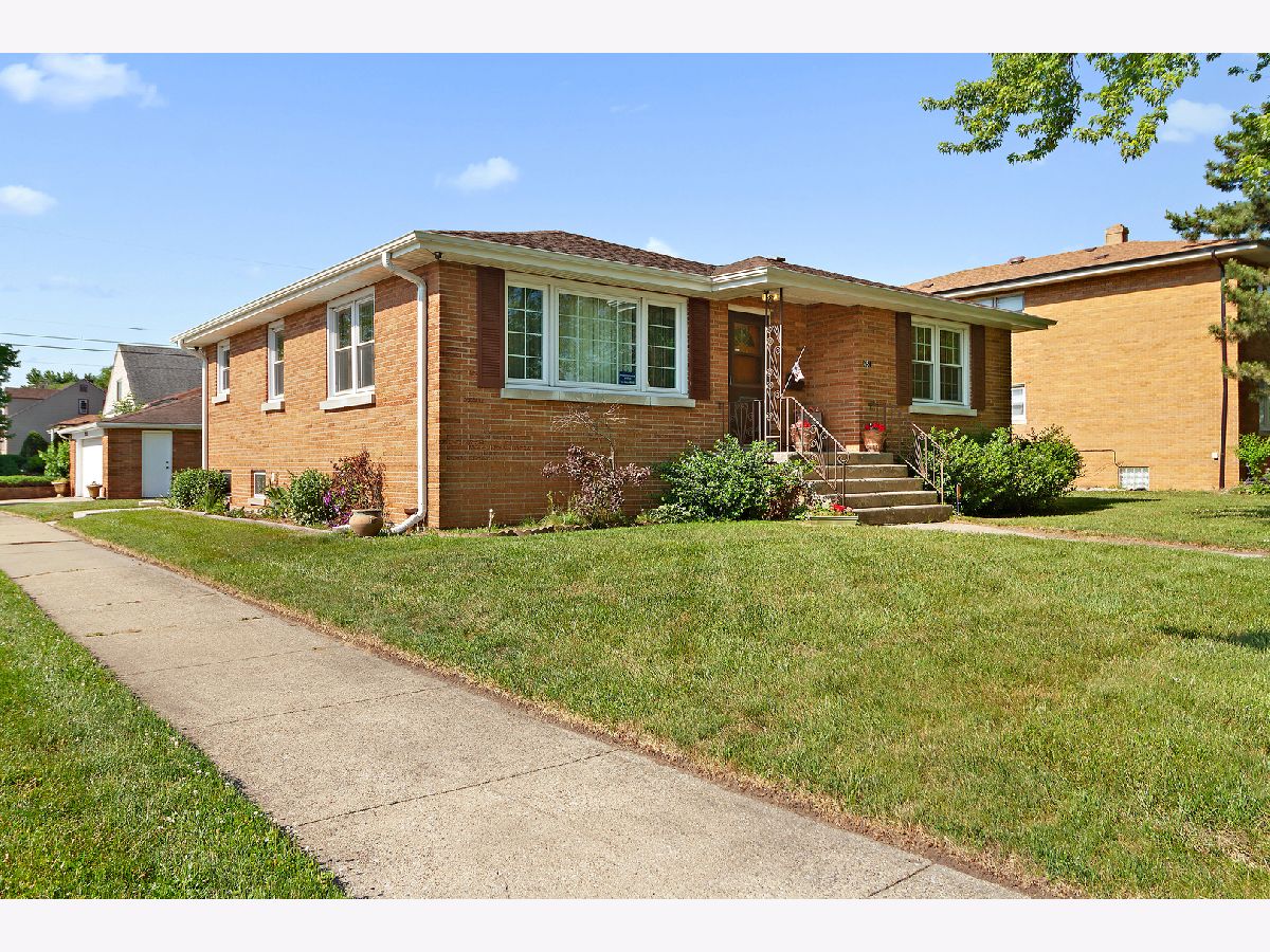 Homes & Condos & Townhomes Sold Calumet City Calumet City Illinois, 651 Memorial