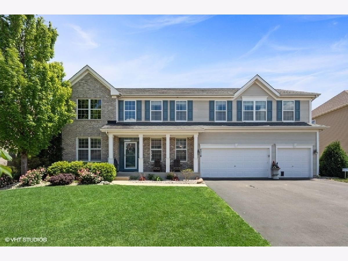 Homes Sold Cheswick Place Lake In The Hills Illinois, 4310 Gladstone