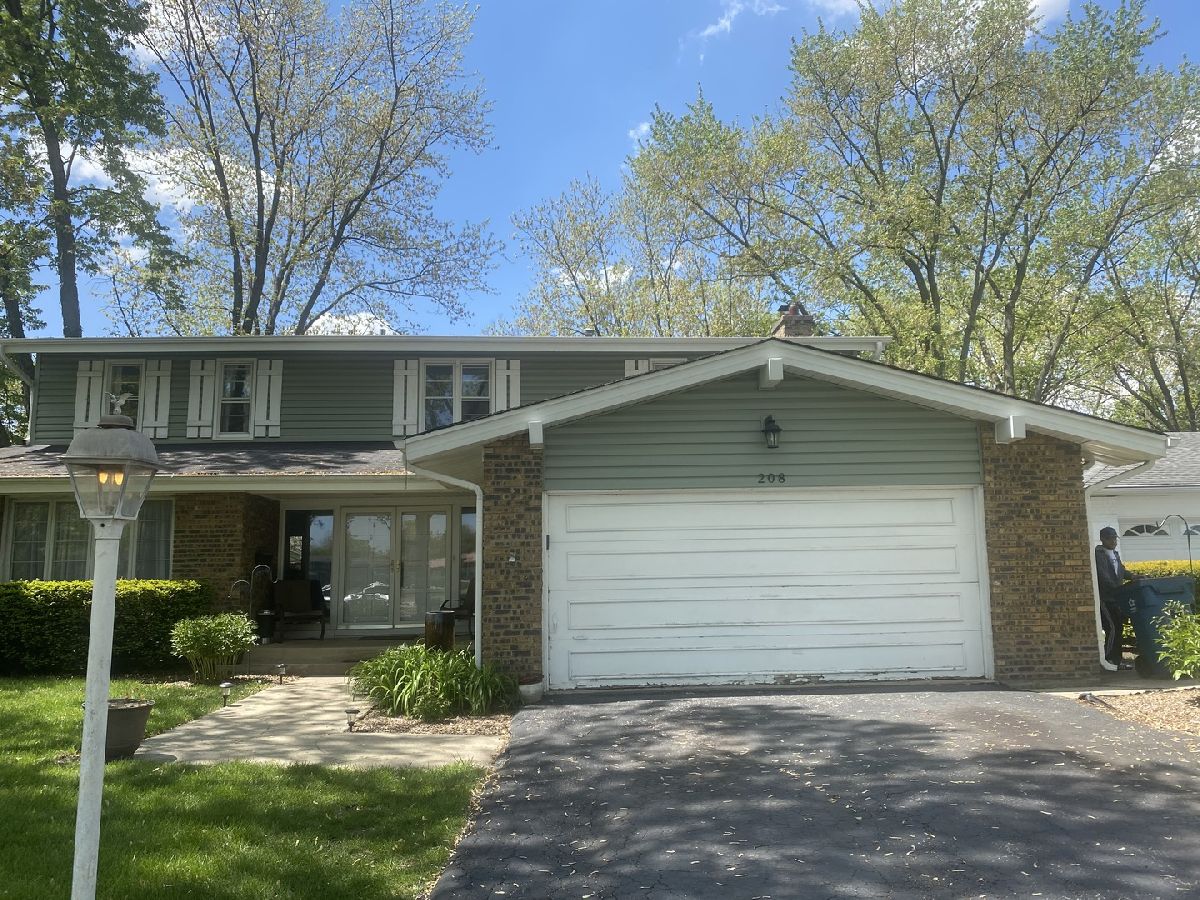 Homes Sold Friars Cove Addison Illinois, 208 Kingston