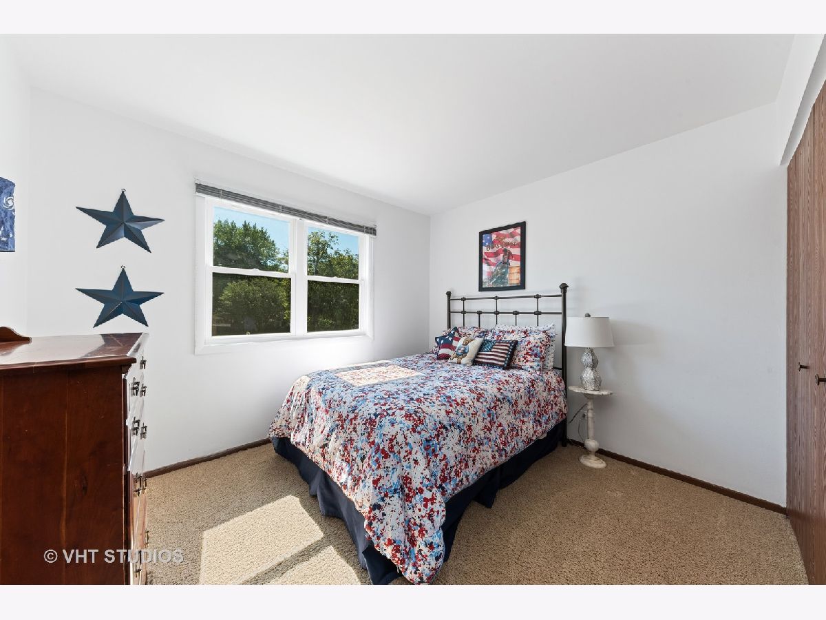 Homes Sold Suffield Place Buffalo Grove Illinois, 1112 Larraway