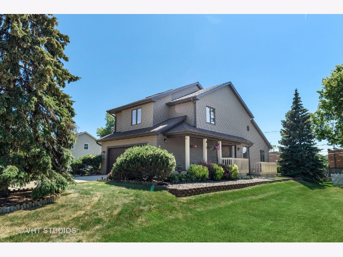 Homes Sold Arlington Manor Arlington Heights Illinois, 1130 Pine