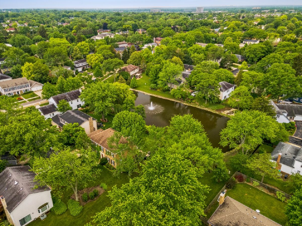 Homes Sold Windham Manor Northbrook Illinois, 2821 Manor