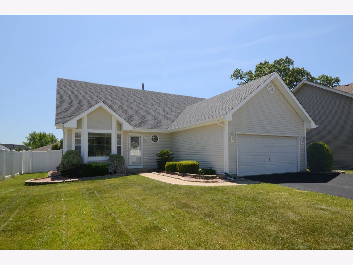 Homes & Townhomes Sold Grand Prairie Joliet Illinois, 3915 Brenton