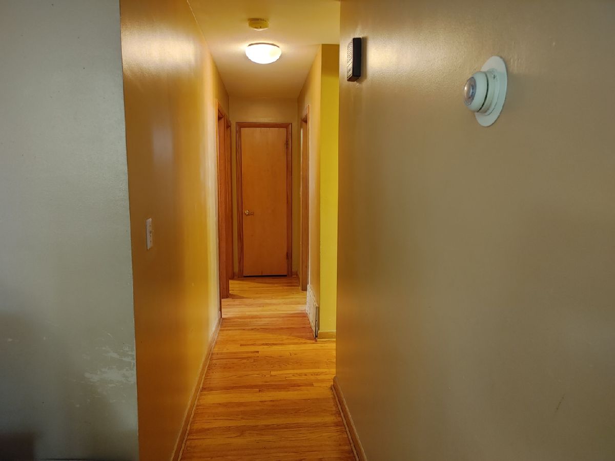 Homes & Condos & Townhomes Sold Wing Park Manor Elgin Illinois, 562 Aldine