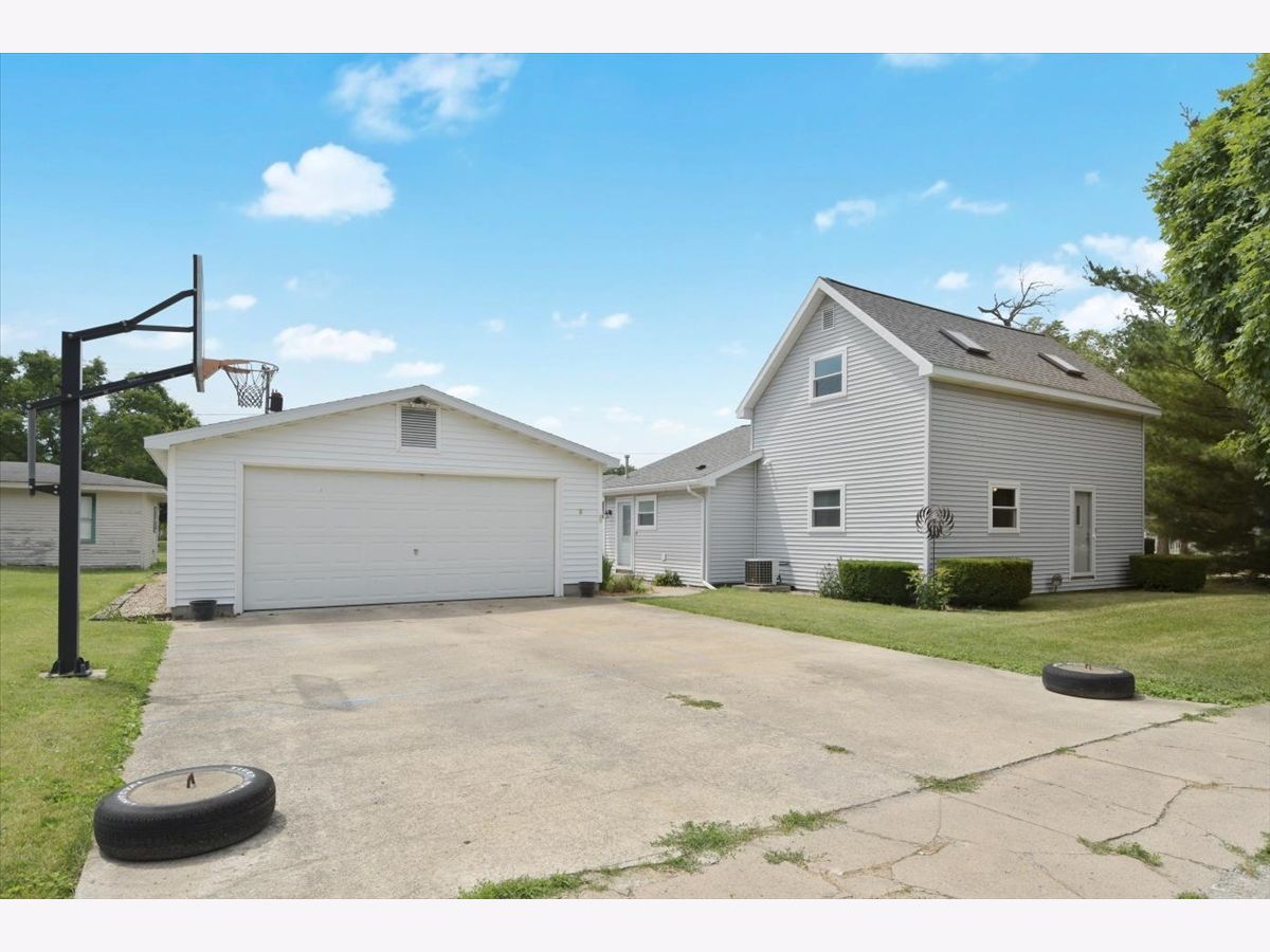  Sold Deland Illinois, 135 Indiana