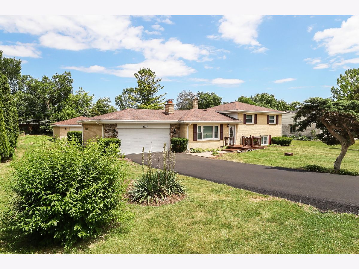 Homes Sold Capri Village Palatine Illinois, 1777 Jarvis
