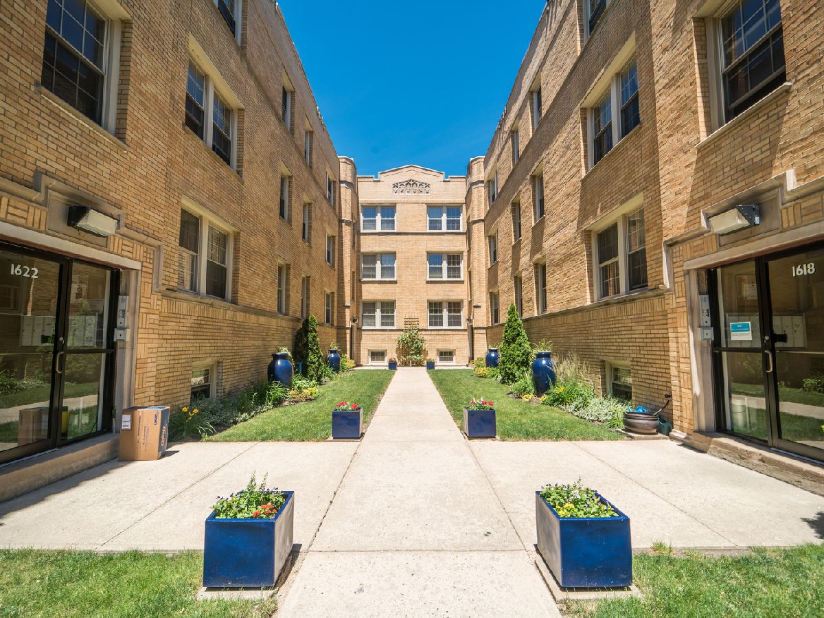 Condos & Townhomes Sold Waverly On Wallen Chicago Illinois, 1620 Wallen