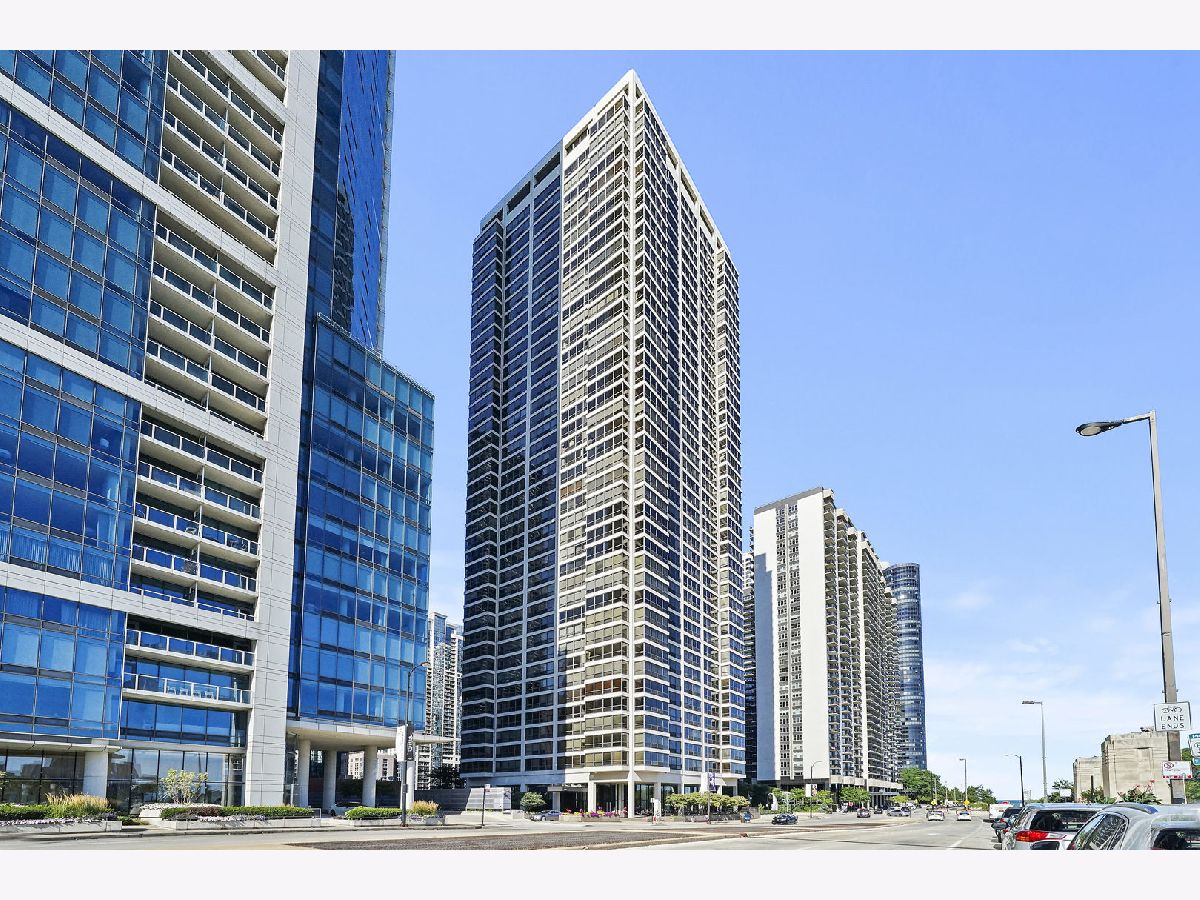 Condominiums Sold The Buckingham Chicago Illinois, 360 Randolph