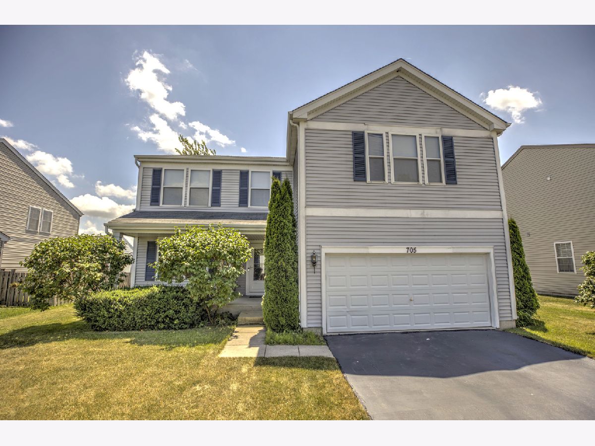 Homes & Townhomes Sold Green Ridge Waterman Illinois, 705 Kennedy