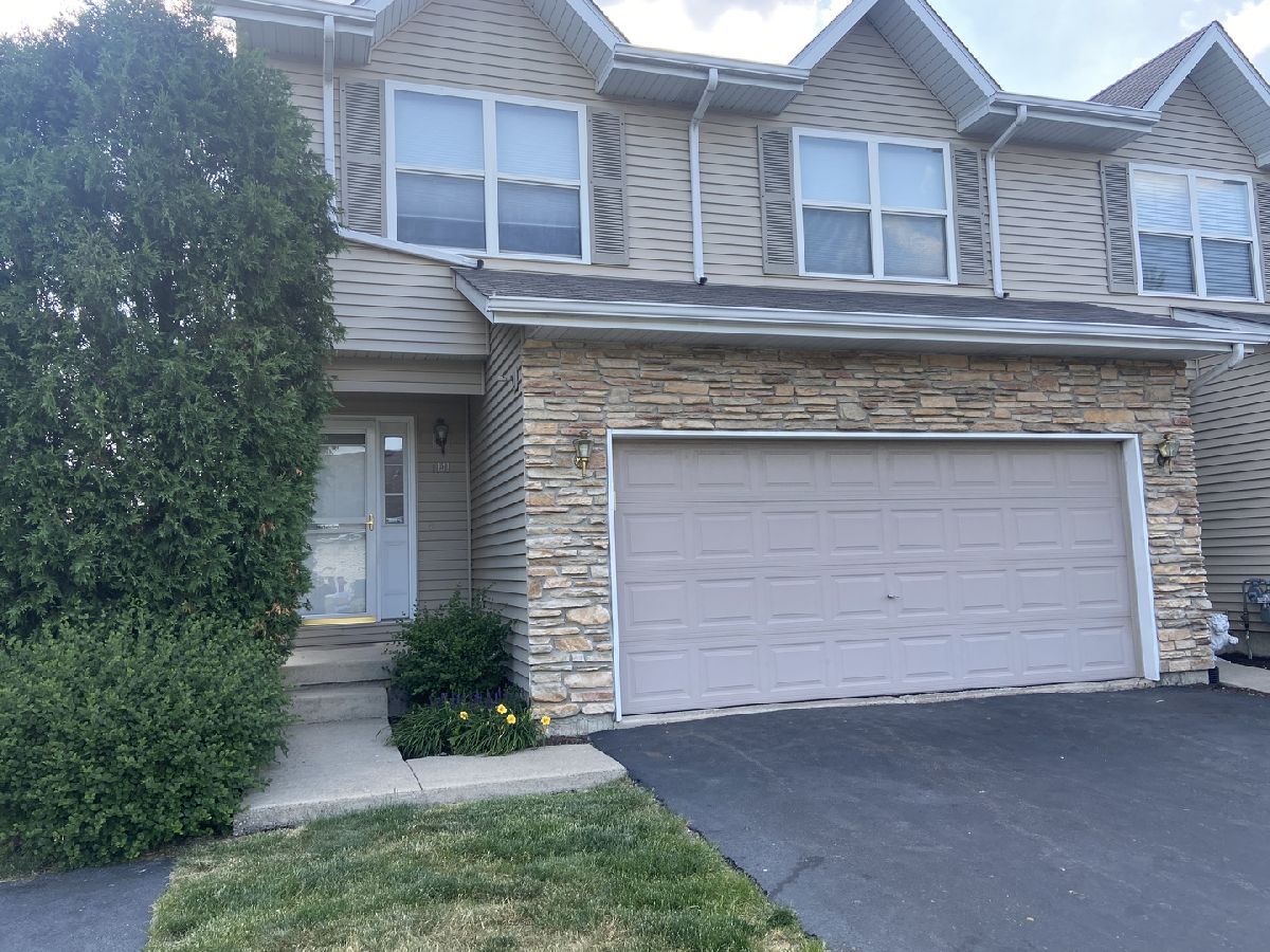 Homes & Townhomes & Condos Rented Townsend Woods Sycamore Illinois, 1141 Alexandria