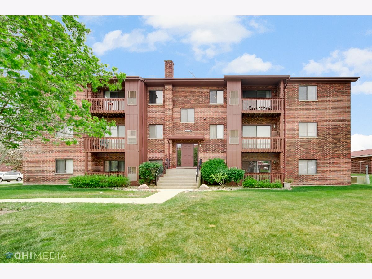 Condominiums Sold Shibui Oak Forest Illinois, 15724 Peggy