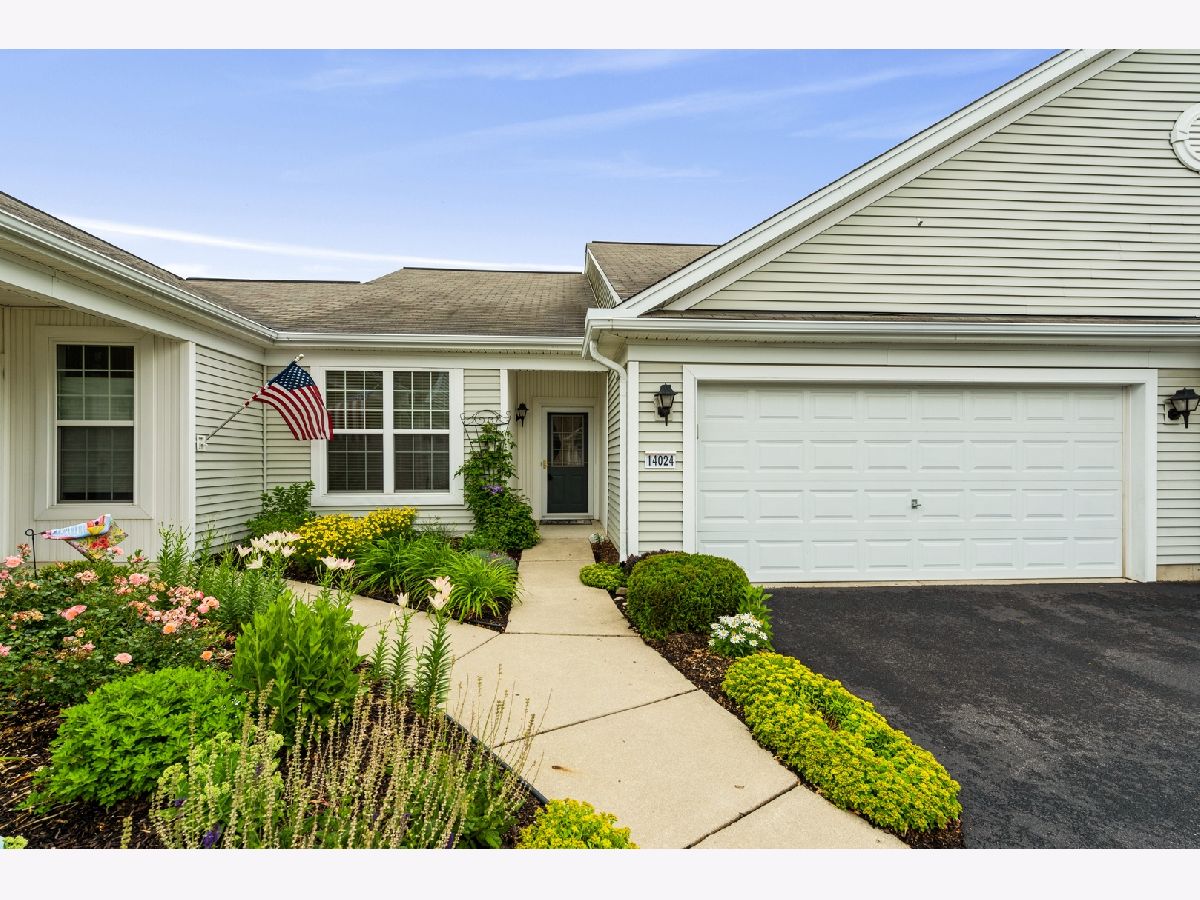 Del b Sun City Huntley IL, Homes & Townhomes & Condos For Sale & For