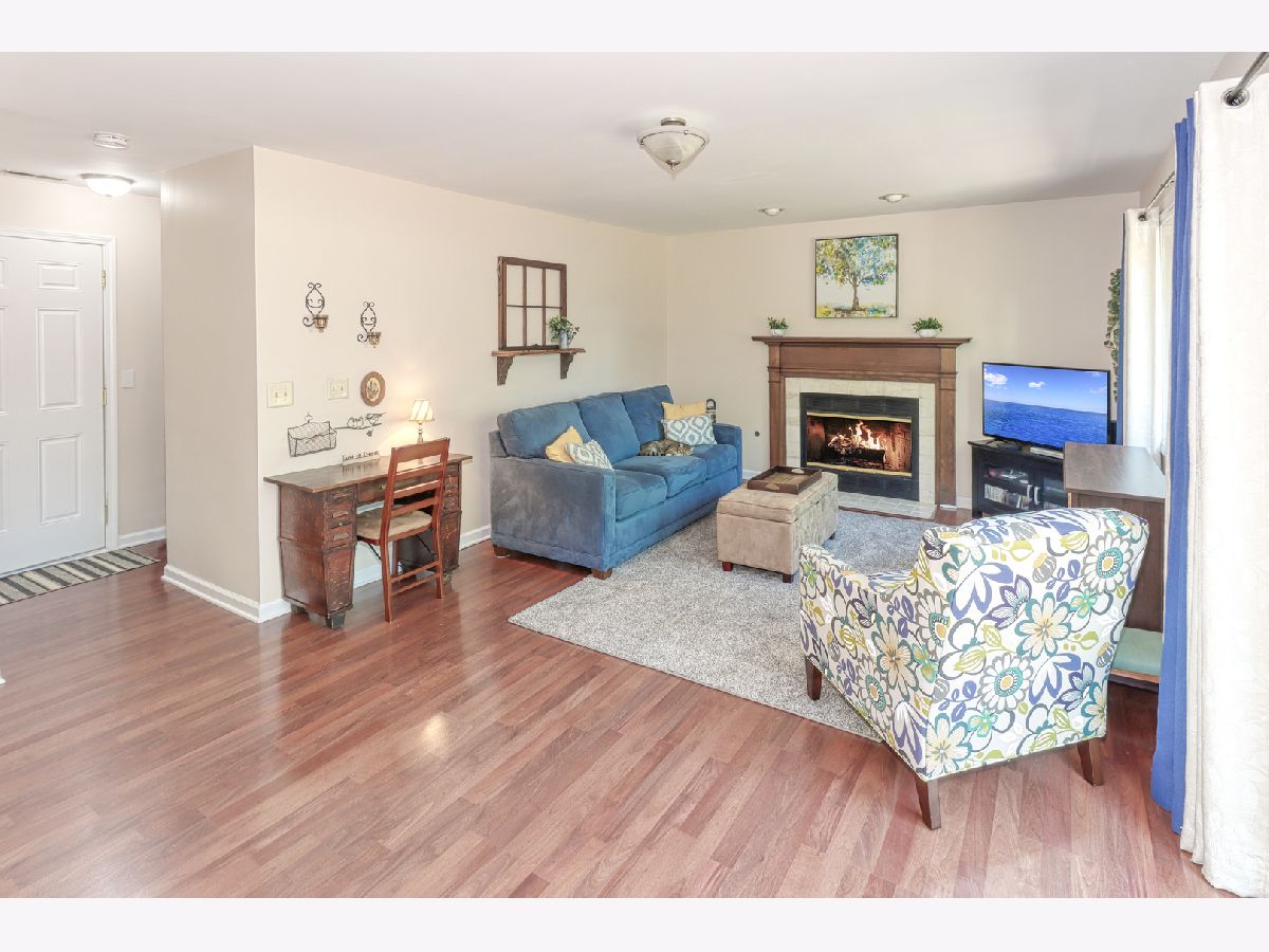 Homes Sold River Oaks Warrenville Illinois, 2S571 River Oaks
