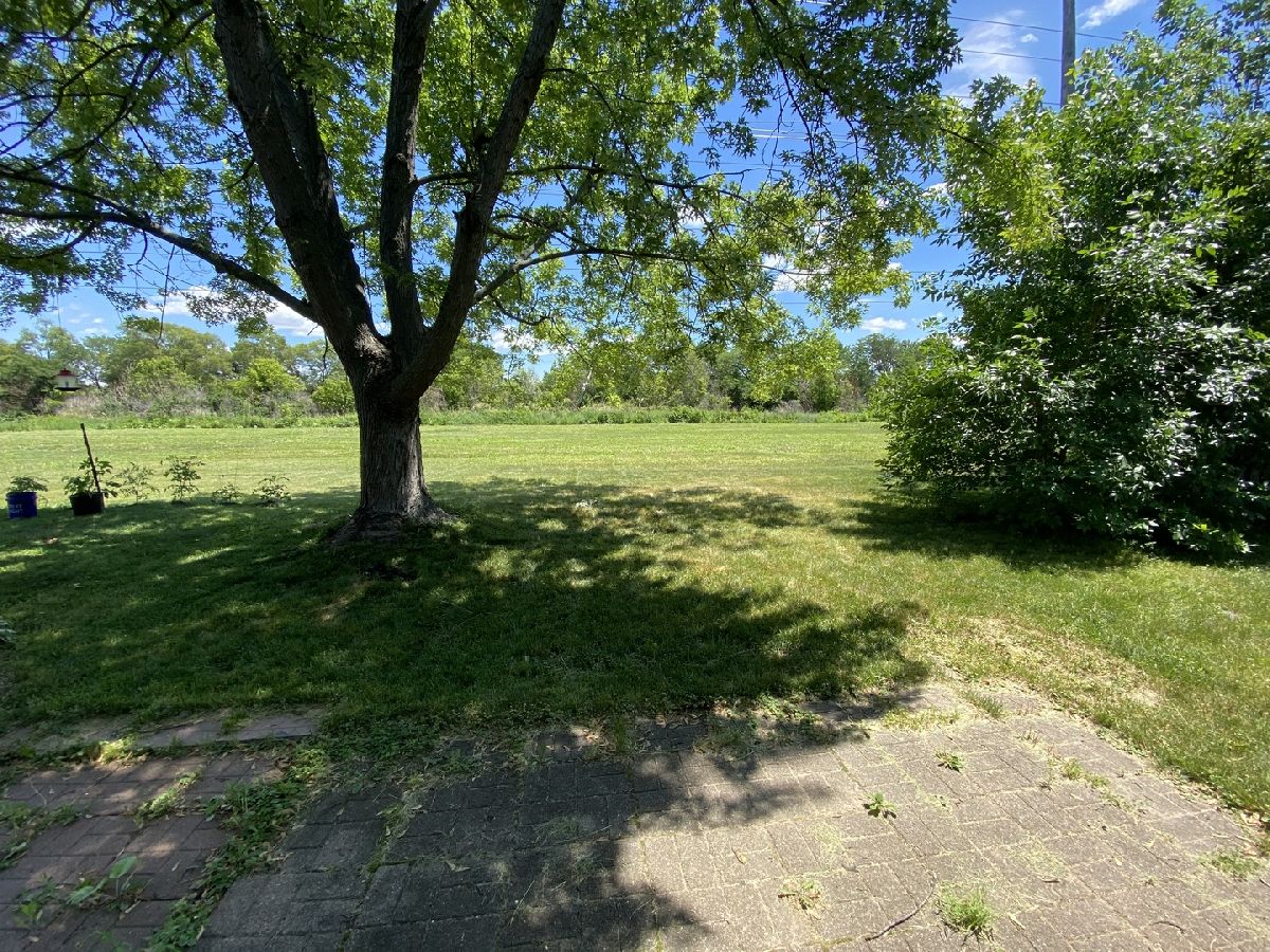 Townhomes Sold Eagle Trace Aurora Illinois, 1352 Andover