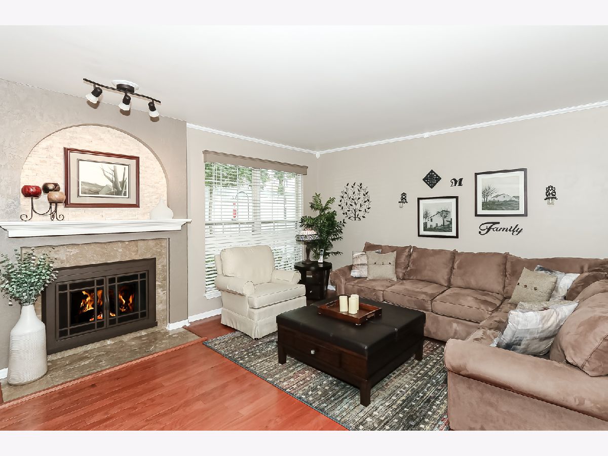 Townhomes Sold Charter Hall Palatine Illinois, 659 Charter Hall