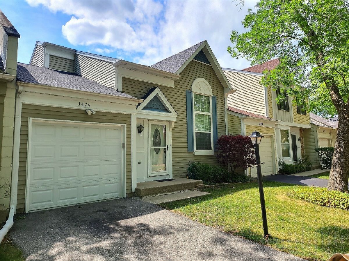 Townhomes Rented Cherrybrook Village Palatine Illinois, 1474 Gatewood