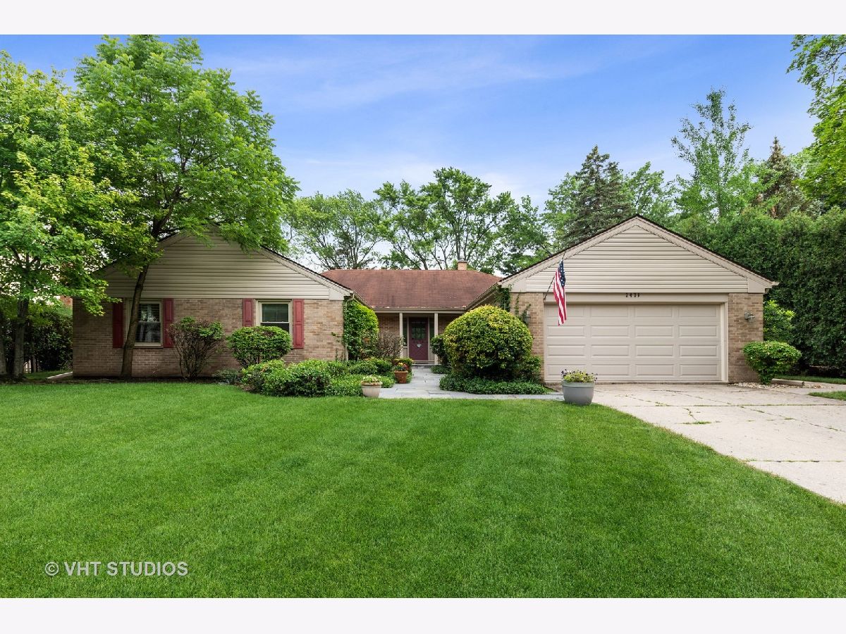 Homes Sold St Stephens Green Northbrook Illinois, 2479 Crabtree