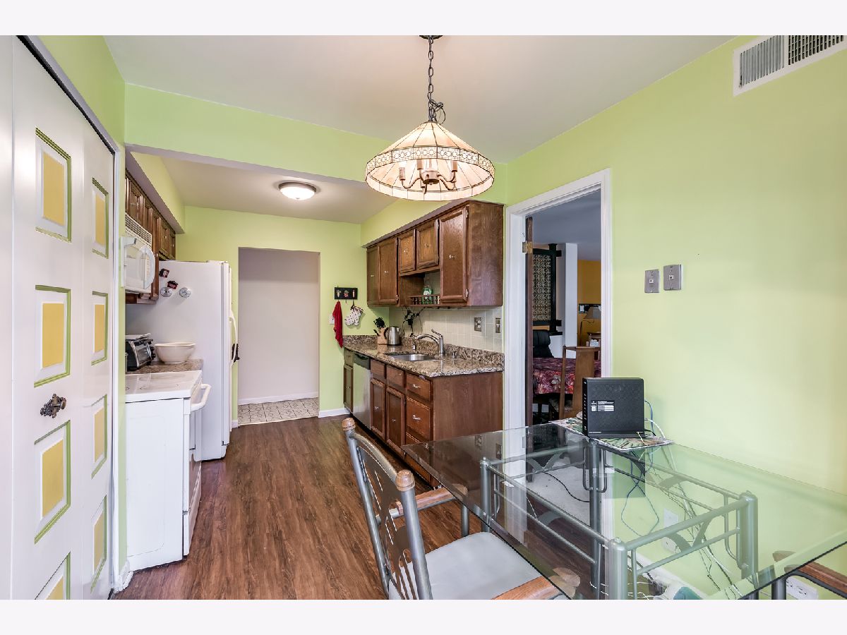 Barcelona Skokie Il Condominiums For Sale For Rent Sadie Winter Dana Cohen