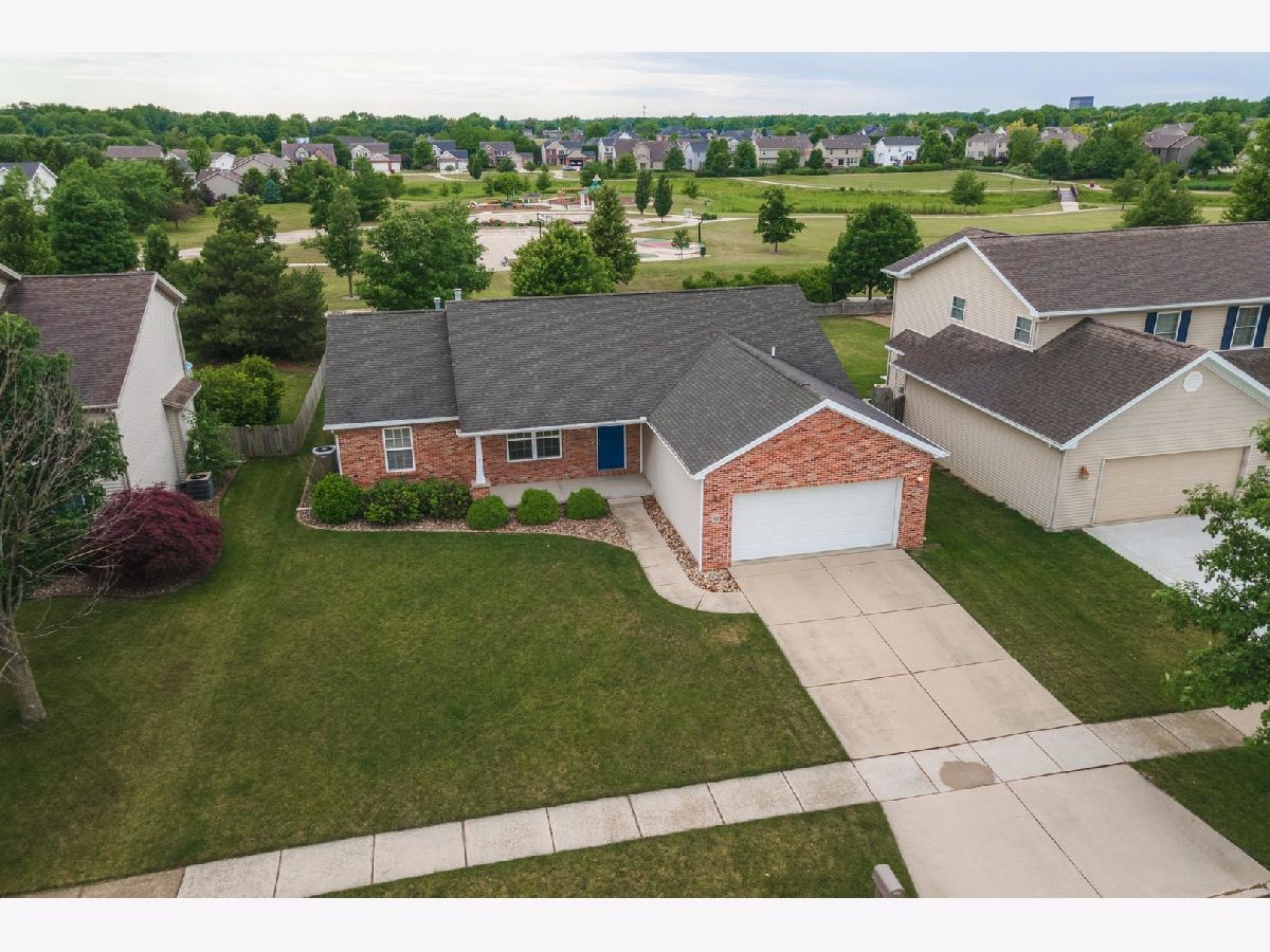 Homes & Condos & Townhomes Sold Gaelic Place Bloomington Illinois, 21 Cashel
