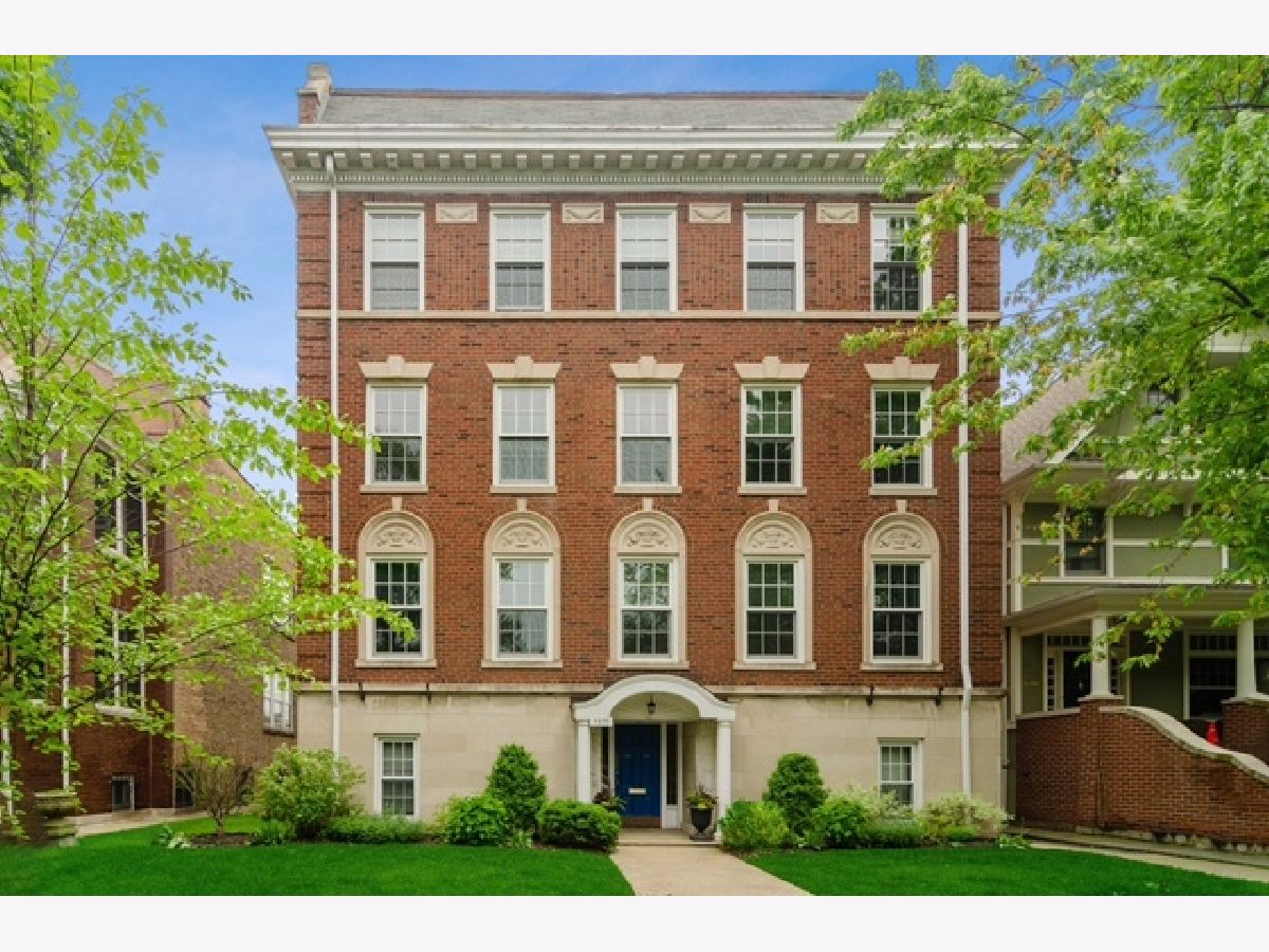 Homes & Condominiums Rented Lakewood Balmoral Chicago Illinois, 5335 Magnolia
