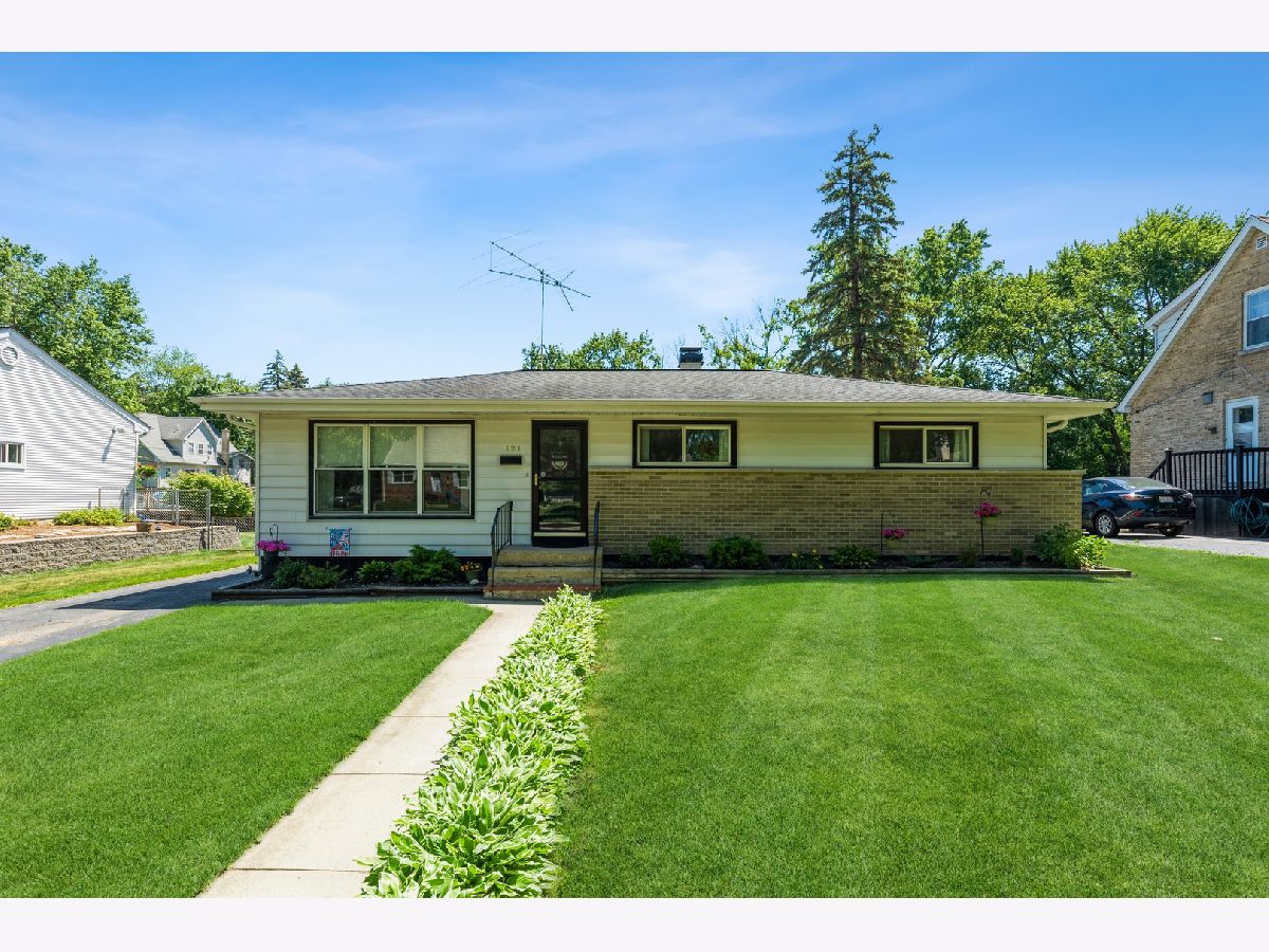 Homes Sold Palanois Park Palatine Illinois, 121 Ashland