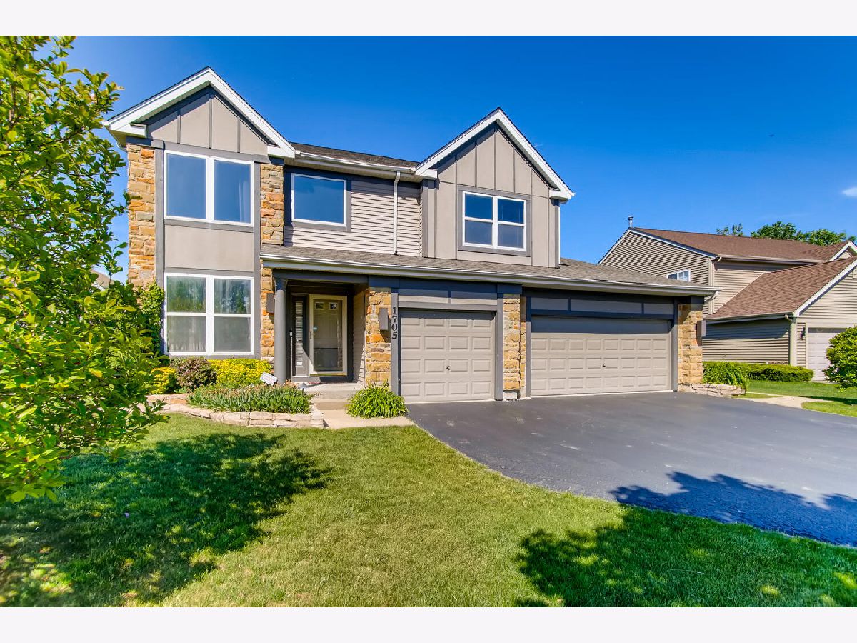 Homes & Condos & Townhomes Sold Avalon Wheeling Illinois, 1705 Charles